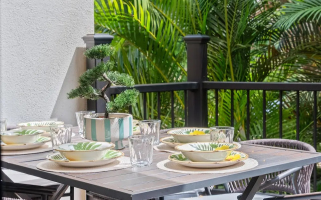 Residences at Napili Bay 1