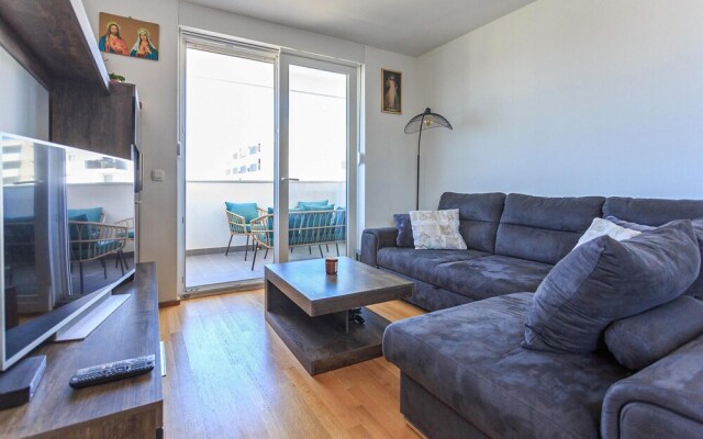 Beautiful Apartment in Zadar With Wifi and 2 Bedrooms