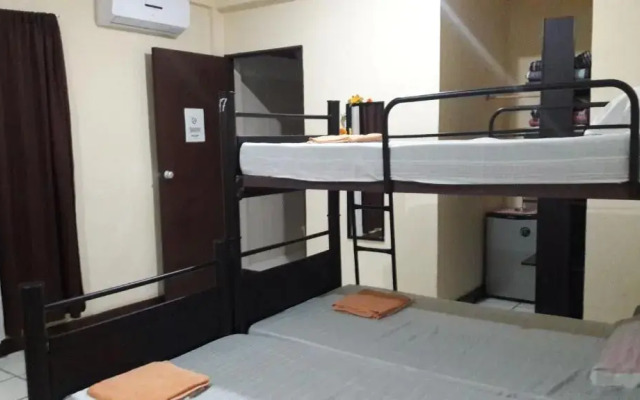 Hostel Alme