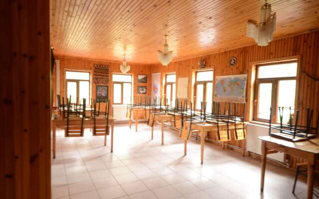 Kackar Pension