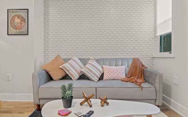 E Passyunk Ave 1BR Gem Prime Location