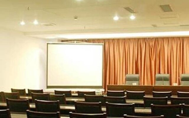 Donghai Hotel