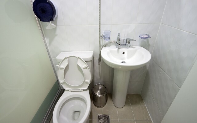 24 Guesthouse Myeongdong Town