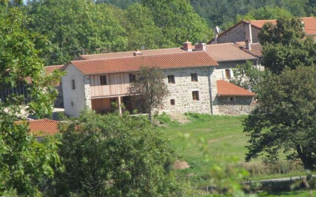 Gite Apinac, 4 pièces, 6 personnes - FR-1-496-188