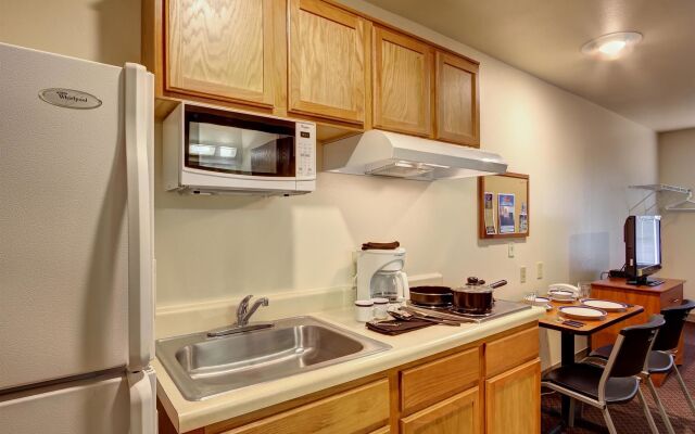 WoodSpring Suites Pharr