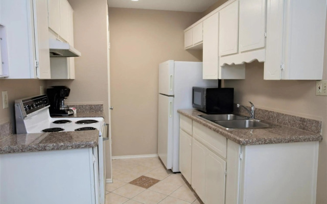 Victoria Palms Inn & Suites