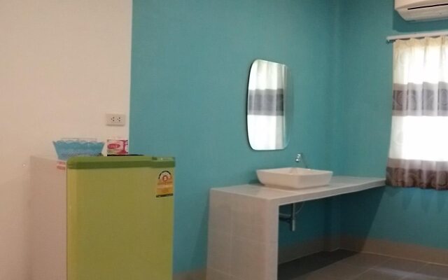 Blue Hip Apartment Nakhon Sri