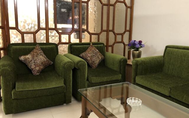 Hotel Saluja