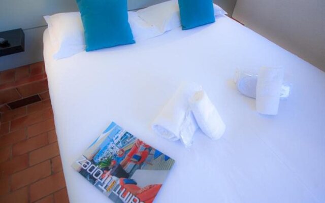 Marina Hotel Club