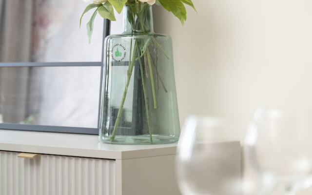 Zielińskiego Apartment by Renters