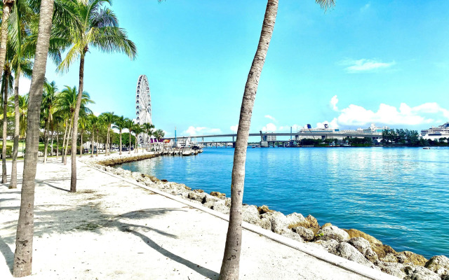Hotel Indigo Miami Brickell by IHG