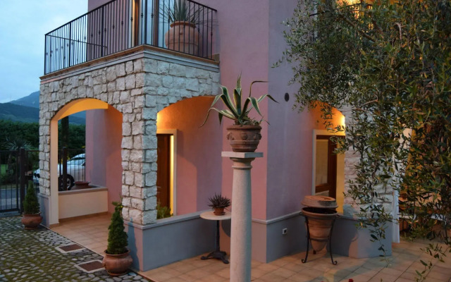 Residenza Le Due Torri Apartments
