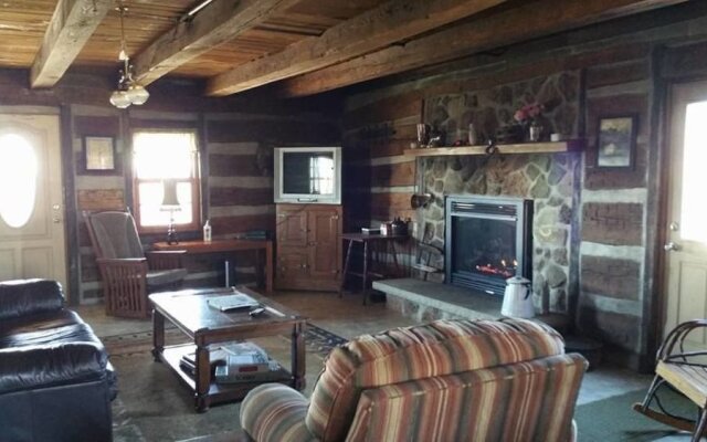 Pine Lakes Lodge