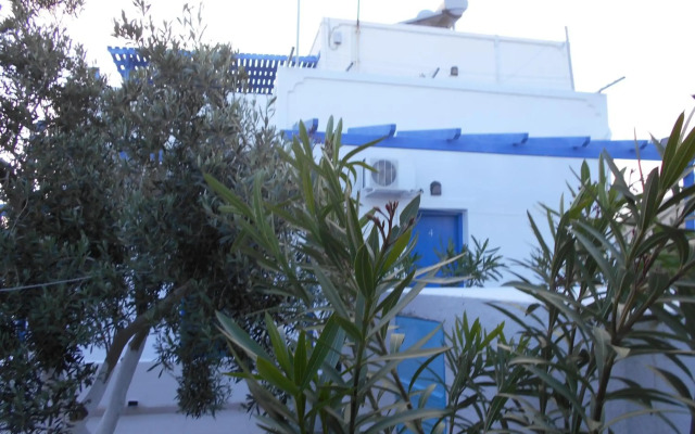 Studios Apartments Kapetanios