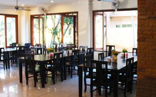 Royal Tycoon Place