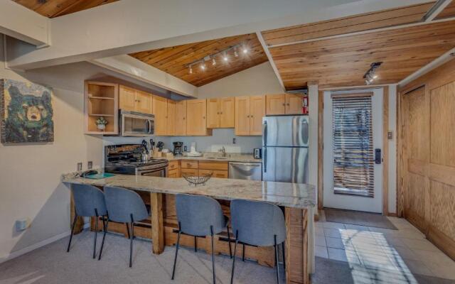 Laurelwood Condominiums Studio Premier Unit 114