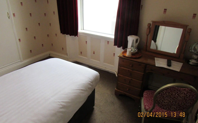 The Royal Clarence Hotel