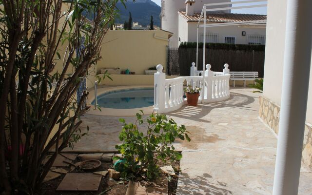 001 Villa India