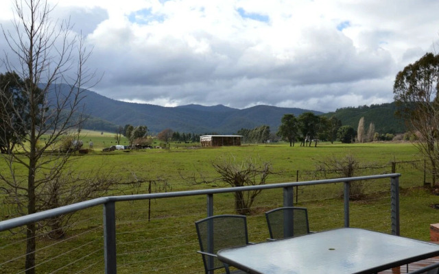 Alpine Views Unit 2 - Porepunkah