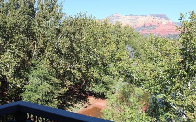 The Inn Above Oak Creek