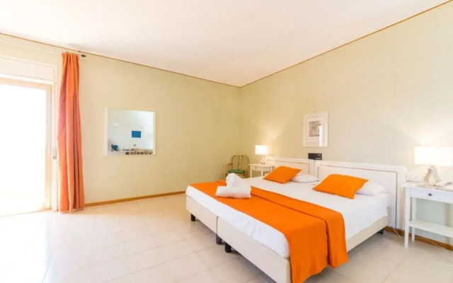 Paradise Beach Resort