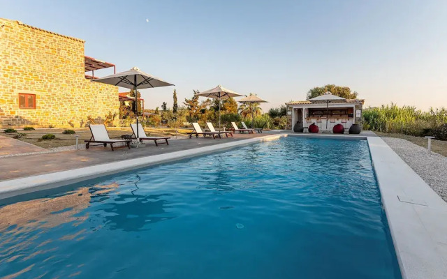 Abeloessa Methonian Hospitality