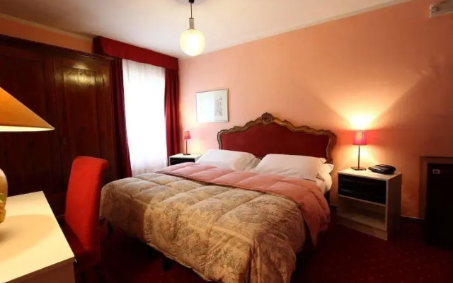 Hotel Nuovo De Cesero