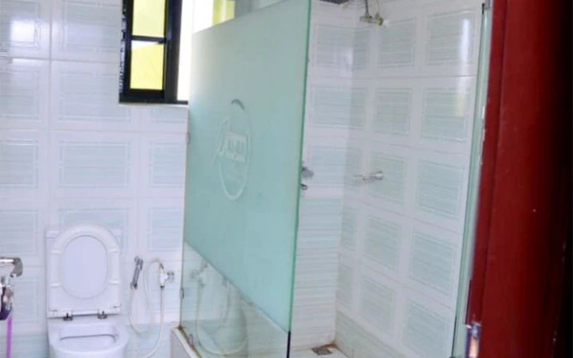 AL-BA Royal Hotel & Suites