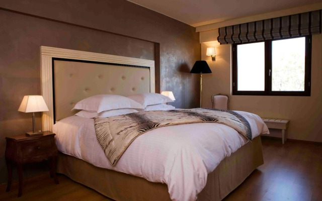 Valis Resort