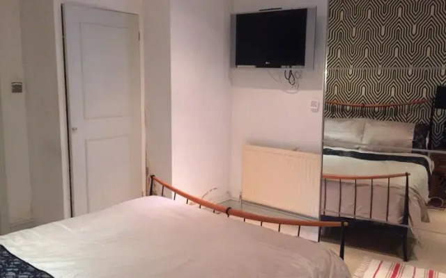 In Suite Earls Court