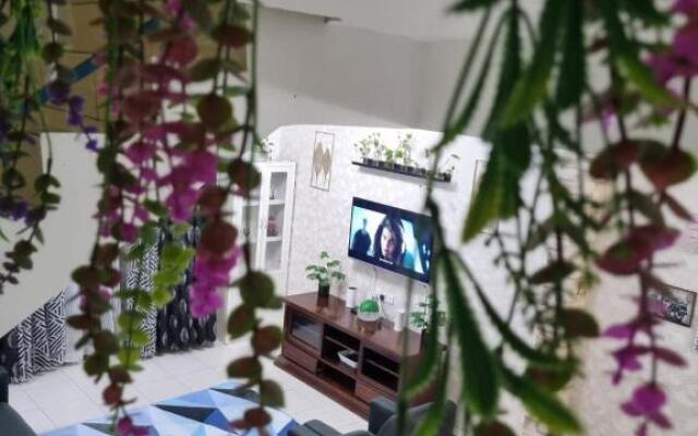 PRIVATE POOL WITH Wifi Ssue Klebang Chemor Homestay-Guesthouse