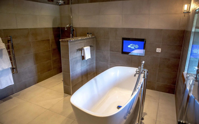 Bowfield Hotel and Spa