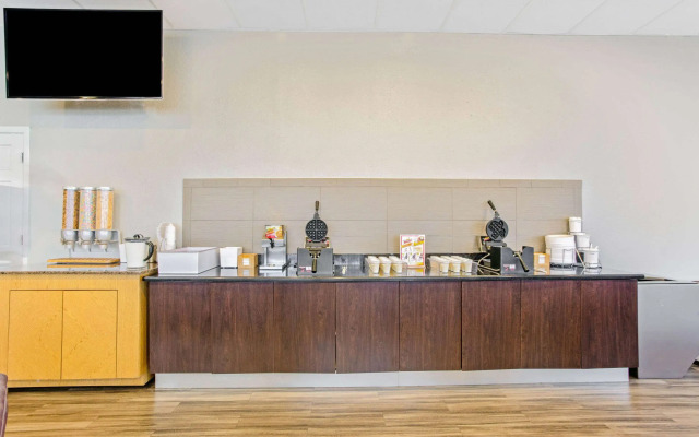 La Quinta Inn by Wyndham and Conference Center San Angelo