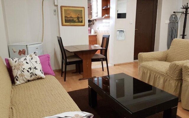 Taksim Suite II