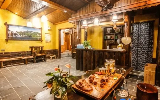 Furong Town Wulongshan Chinese Inn (Furong Town Scenic Area Grand Waterfall) — hotel in Xiangxi