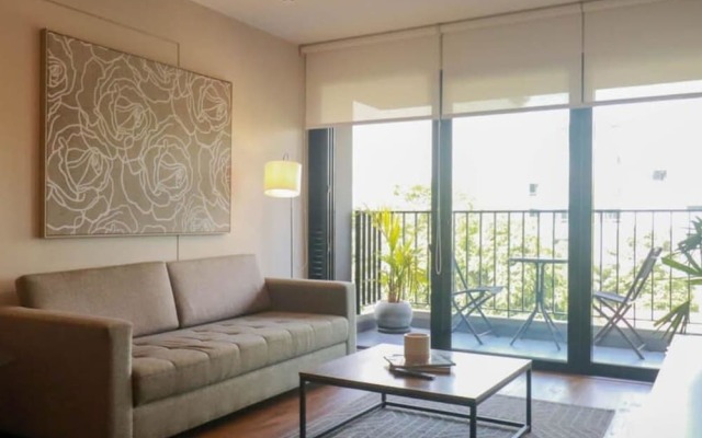 w Modern 1BR With Balcony in Miraflores