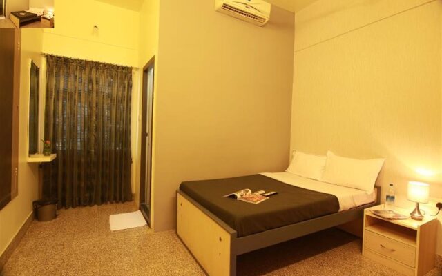 Mani Royal Stay