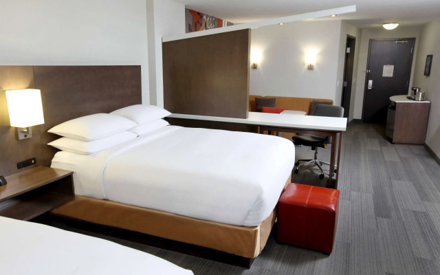 DoubleTree by Hilton West Fargo Sanford Medical Center Area