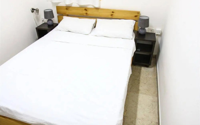 Dizengoff Beach Apartments