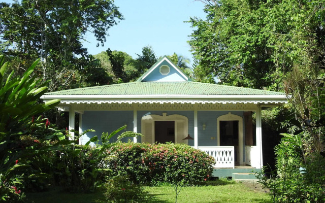 Playa Negra Guesthouse