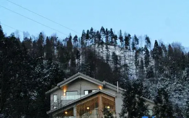 Bifengxia Yunshang Tingshui B&B