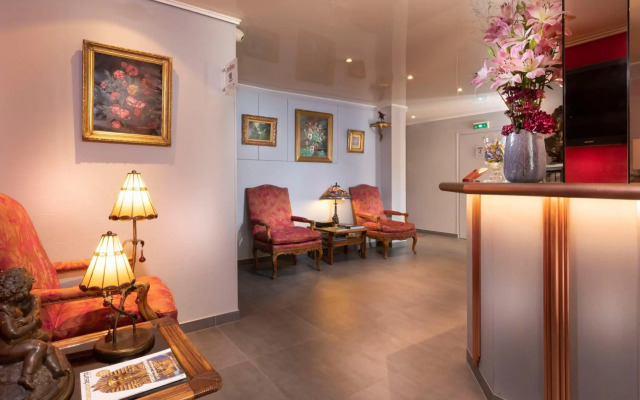 Agate Hotel