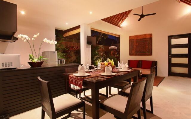 Villa Biru