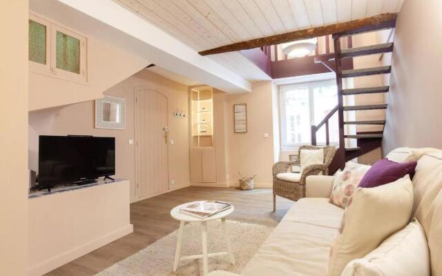2 bedrooms 2 bathrooms apartment in Old Antibes