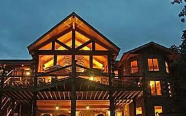 White River Lodge Bed and Breakfast