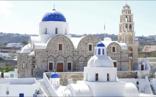 Whitewashed Houses