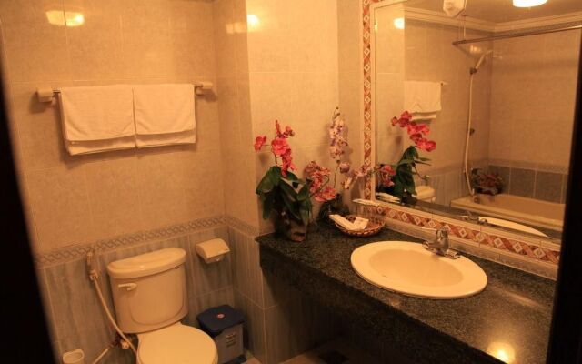 Princes Cat Ba Hotel