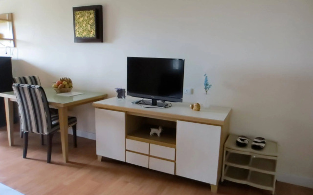 Sky Place Serviced Apartment