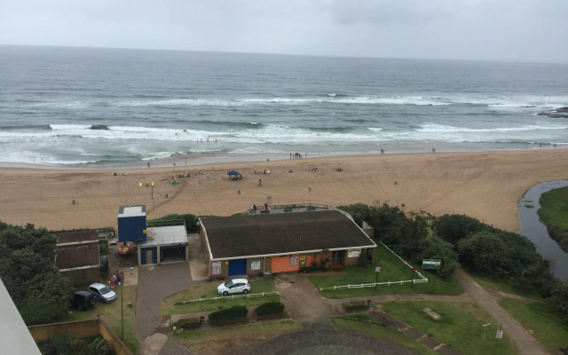 Shangri LA Apartment 208 & 803