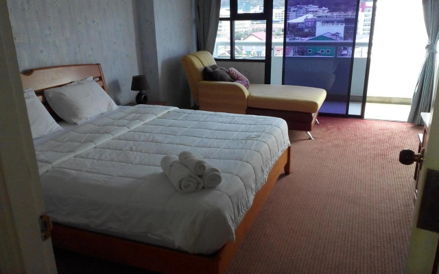 Patong Tower By United 21 Thailand – Guest Rooms – Patong
